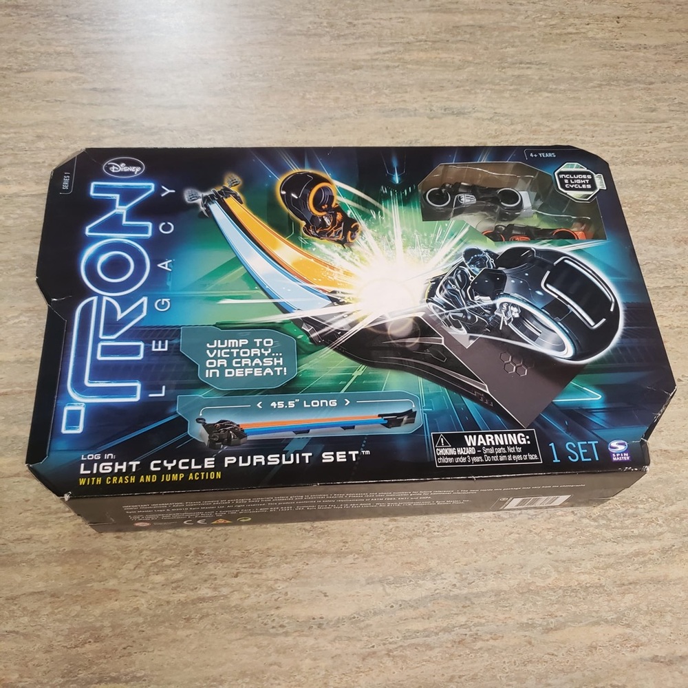 Disney’s Tron Legacy  Light circle pursuit set